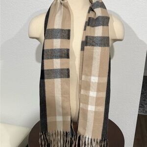 Classic Beige and Black Checkered Scarf
